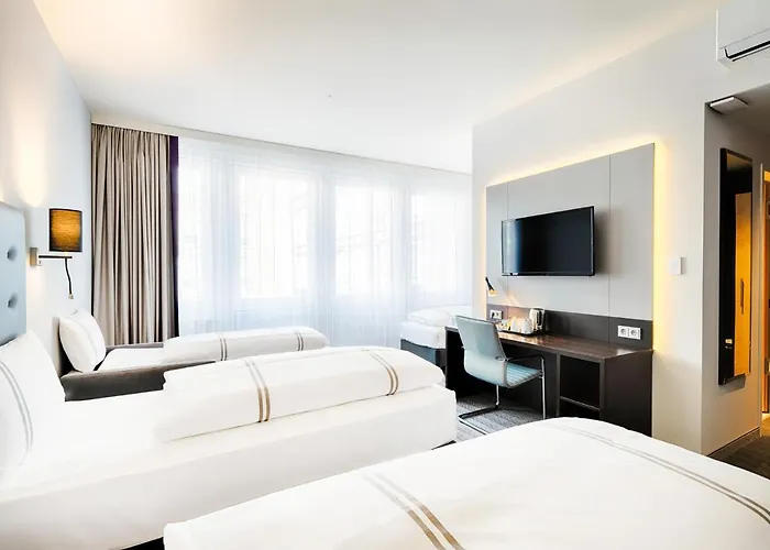Hotel Premier Ost 3*
